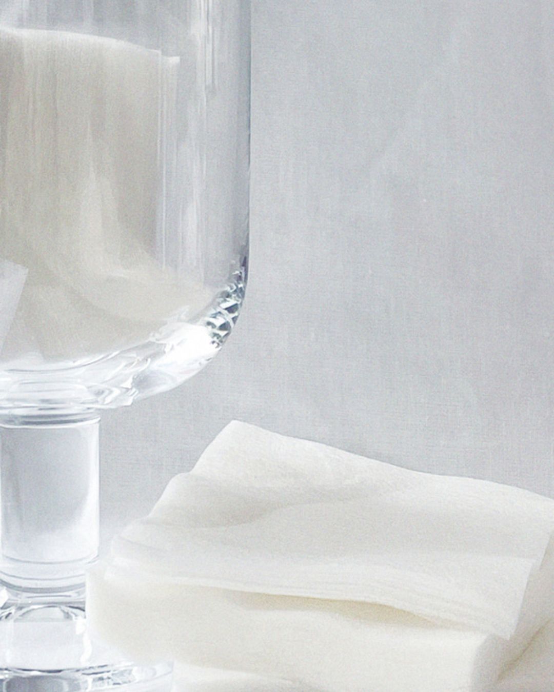 glow invisible lyocell pads