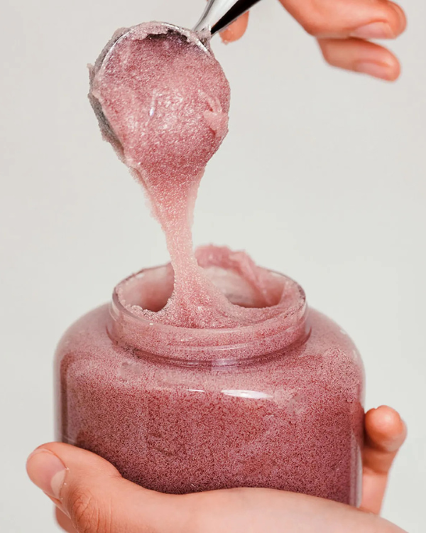 WHIPPED Vegan Pack Scrub (210g)