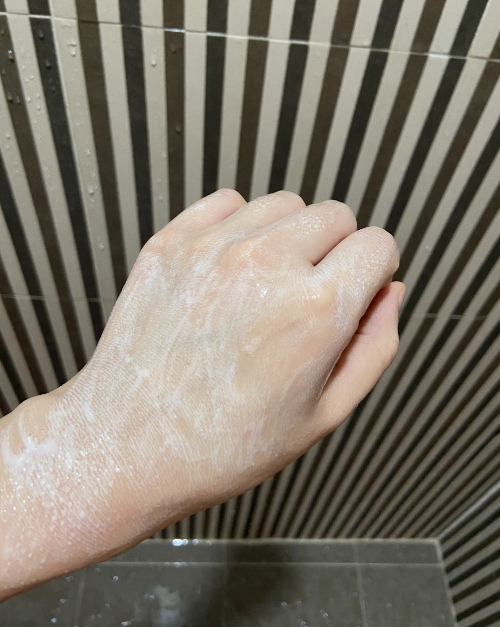 OHIOHOO Hug Therapy Body Wash
