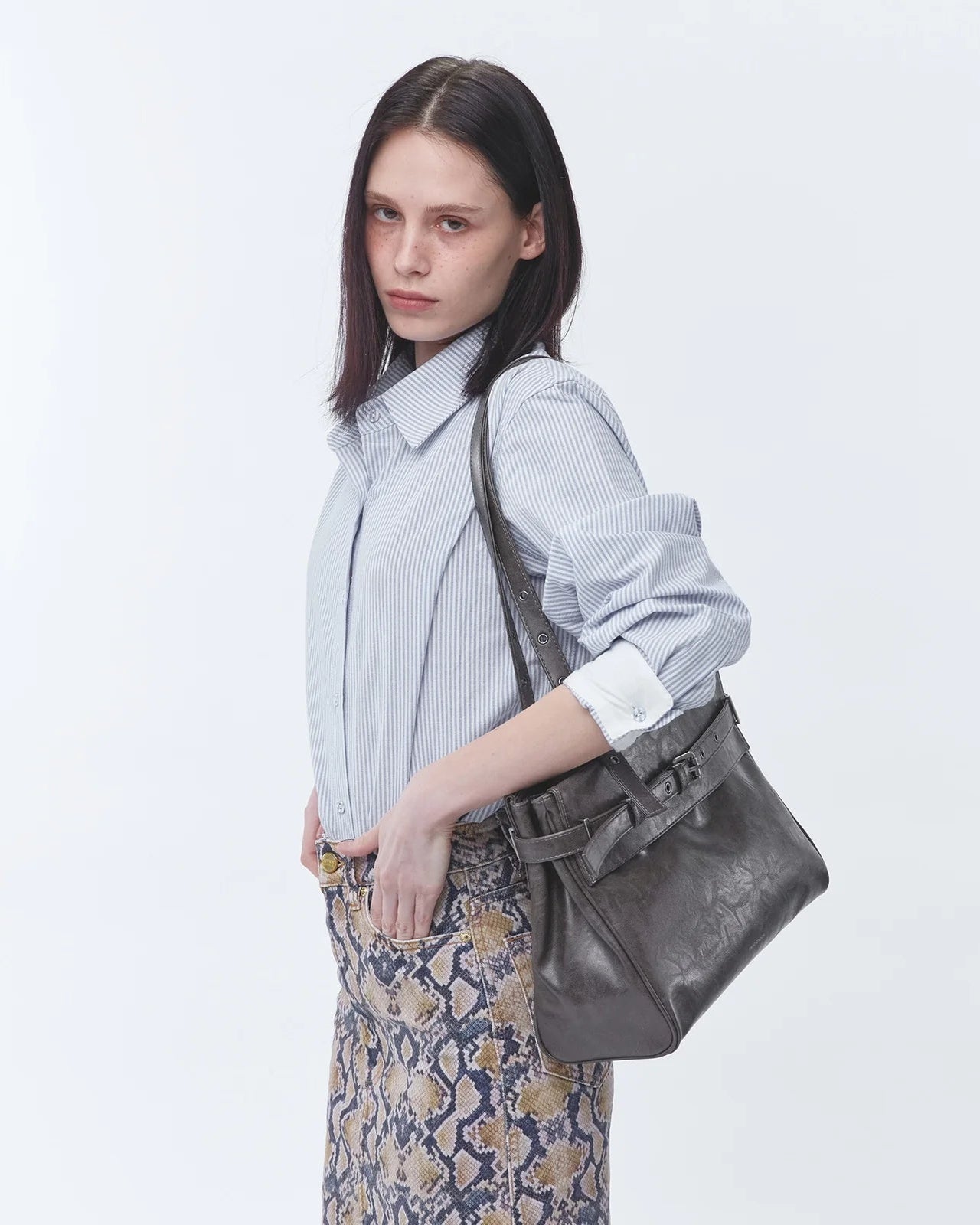 [PREORDER] SAMO ONDOH Belt Flap Bag (Dispatch Date: 11-15 May)