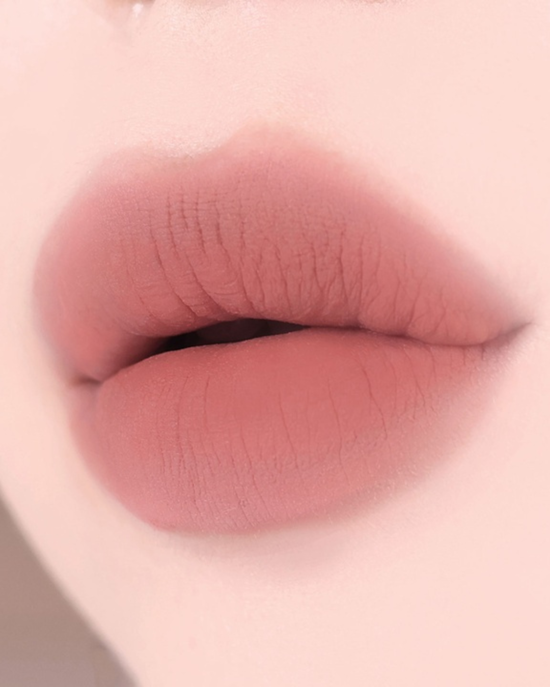 AOU Floofy Matte Balm